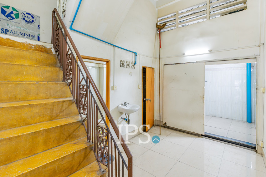 81 Sqm Retail Space For Rent - BKK1, Phnom Penh