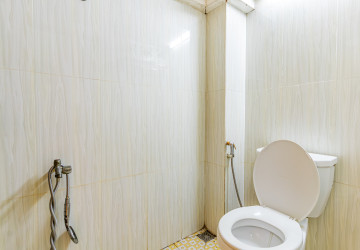 81 Sqm Retail Space For Rent - BKK1, Phnom Penh thumbnail