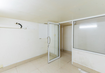 81 Sqm Retail Space For Rent - BKK1, Phnom Penh thumbnail