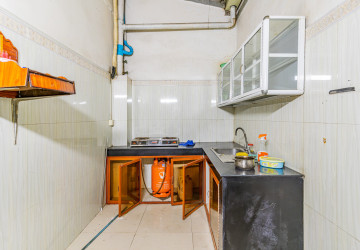 81 Sqm Retail Space For Rent - BKK1, Phnom Penh thumbnail