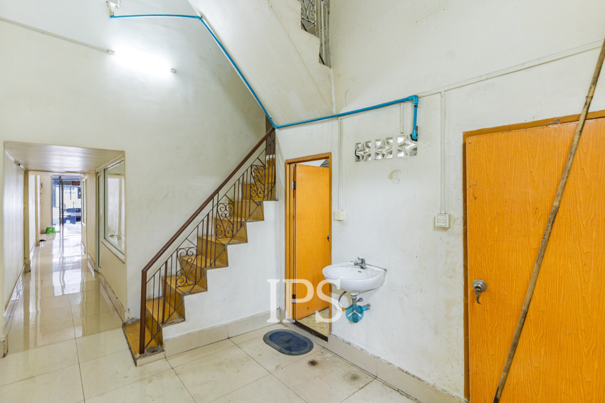 81 Sqm Retail Space For Rent - BKK1, Phnom Penh