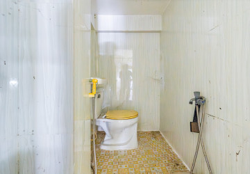 81 Sqm Retail Space For Rent - BKK1, Phnom Penh thumbnail