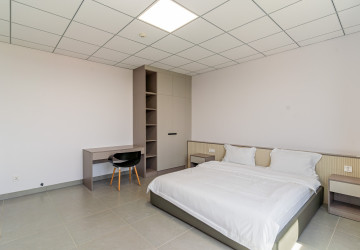 2 Bedroom Serviced Apartment For Rent - Chrang Chamres 1, Phnom Penh thumbnail
