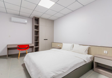 2 Bedroom Serviced Apartment For Rent - Chrang Chamres 1, Phnom Penh thumbnail
