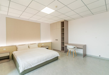 1 Bedroom Serviced Apartment For Rent - Chrang Chamres 1, Phnom Penh thumbnail