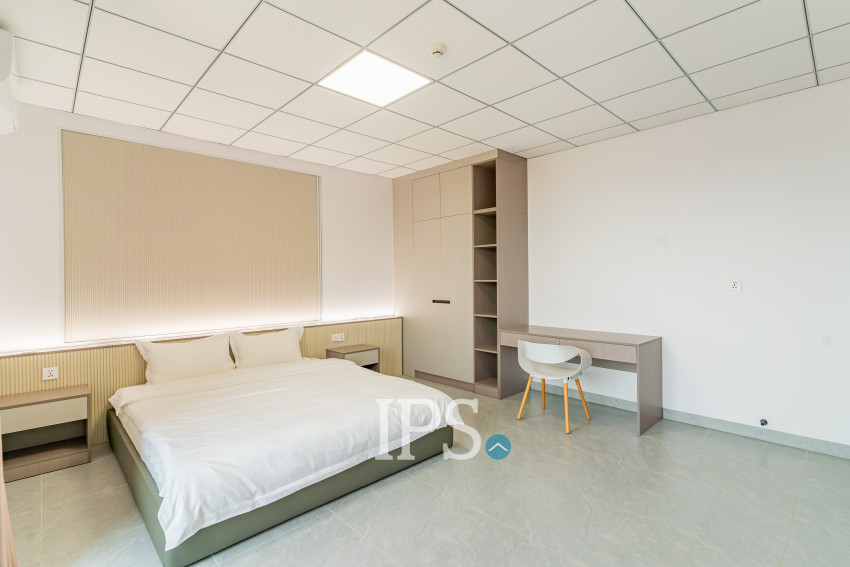 1 Bedroom Serviced Apartment For Rent - Chrang Chamres 1, Phnom Penh