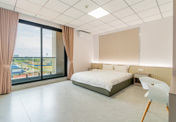 1 Bedroom Serviced Apartment For Rent - Chrang Chamres 1, Phnom Penh thumbnail