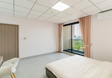 1 Bedroom Serviced Apartment For Rent - Chrang Chamres 1, Phnom Penh thumbnail