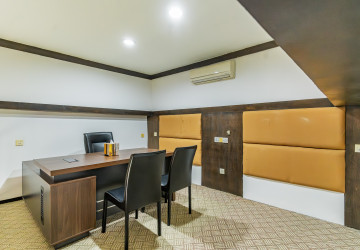 36 Sqm Office Space For Rent - Chakto Mukh, Phnom Penh thumbnail