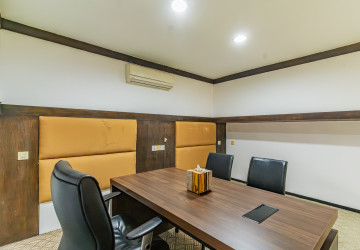 36 Sqm Office Space For Rent - Chakto Mukh, Phnom Penh thumbnail