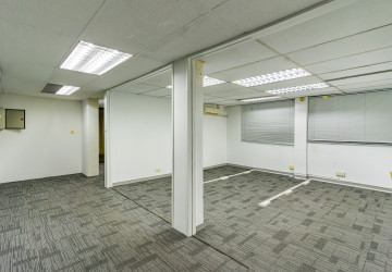 112.8 Sqm Office Space For Rent - Chakto Mukh, Phnom Penh thumbnail