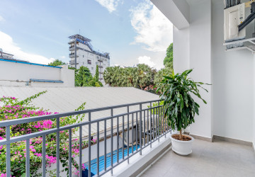4 Bedroom Serviced Apartment For Rent - Tonle Bassac, Phnom Penh thumbnail