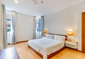 4 Bedroom Serviced Apartment For Rent - Tonle Bassac, Phnom Penh thumbnail