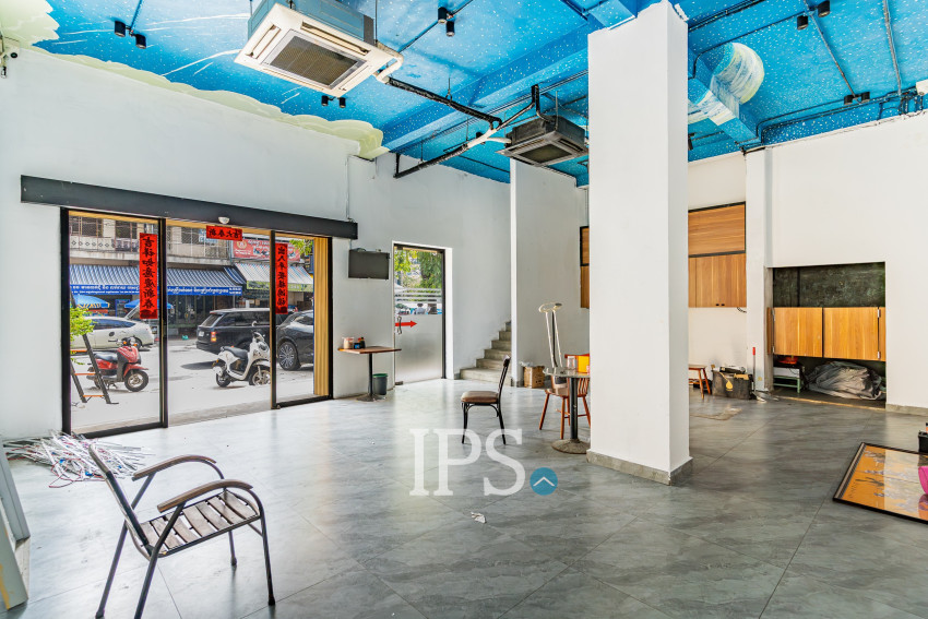 4 Bedroom Double Shophouse For Rent - Tonle Bassac, Phnom Penh