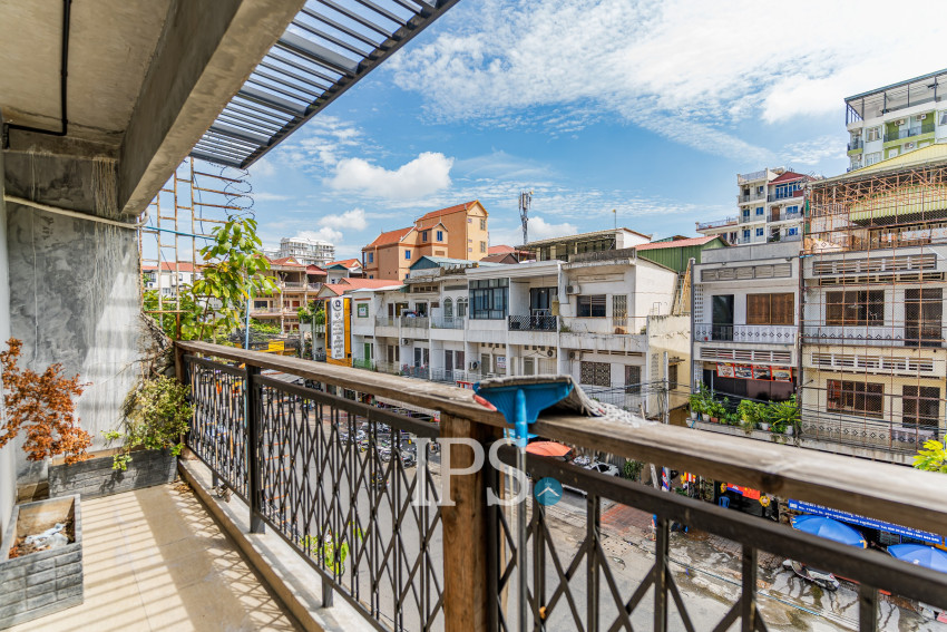 4 Bedroom Double Shophouse For Rent - Tonle Bassac, Phnom Penh