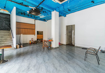 4 Bedroom Double Shophouse For Rent - Tonle Bassac, Phnom Penh thumbnail