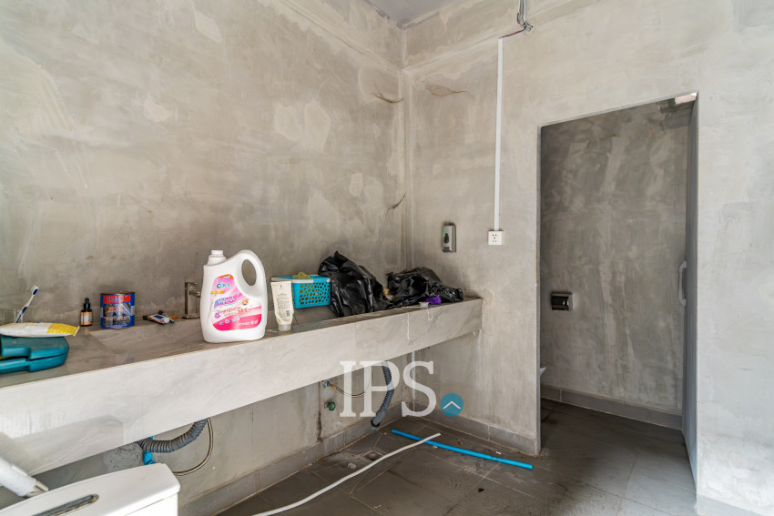 4 Bedroom Double Shophouse For Rent - Tonle Bassac, Phnom Penh