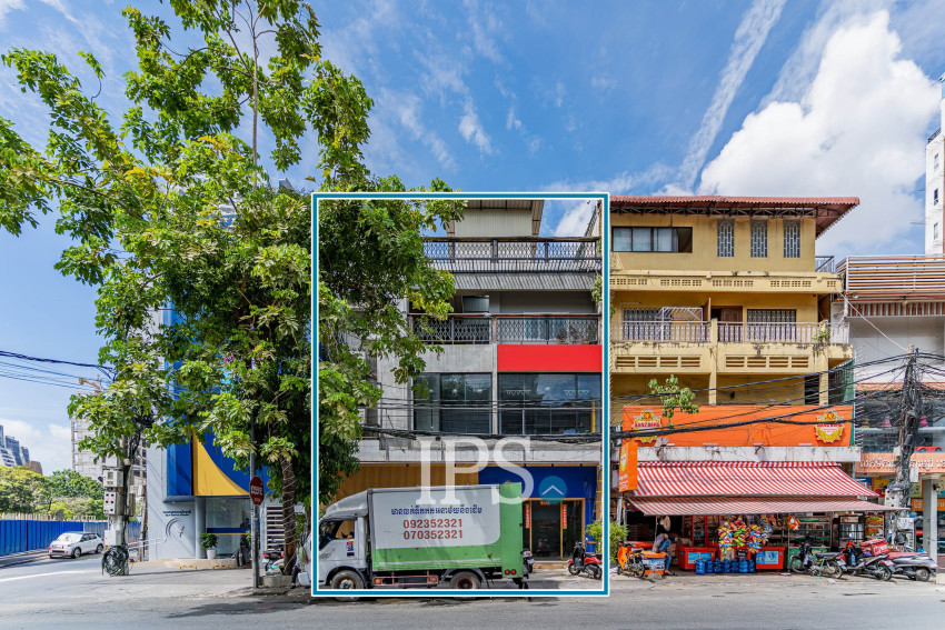 4 Bedroom Double Shophouse For Rent - Tonle Bassac, Phnom Penh