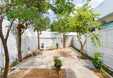 2 Bedroom Villa  For Rent - Sala Kamreuk, Siem Reap thumbnail