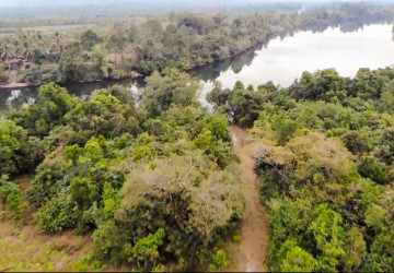 465,080 Sqm Land For Sale - Chi Pat, Koh Kong thumbnail