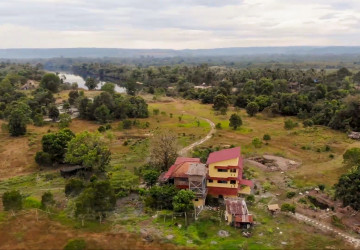 465,080 Sqm Land For Sale - Chi Pat, Koh Kong thumbnail