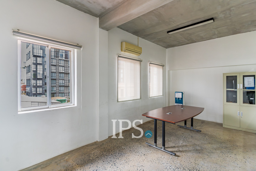 270 Sqm Office Space For Rent - Chakto Mukh, Phnom Penh