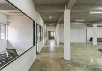 270 Sqm Office Space For Rent - Chakto Mukh, Phnom Penh thumbnail