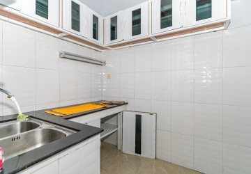 97 Sqm Retail Space For Rent - Chakto Mukh, Phnom Penh thumbnail