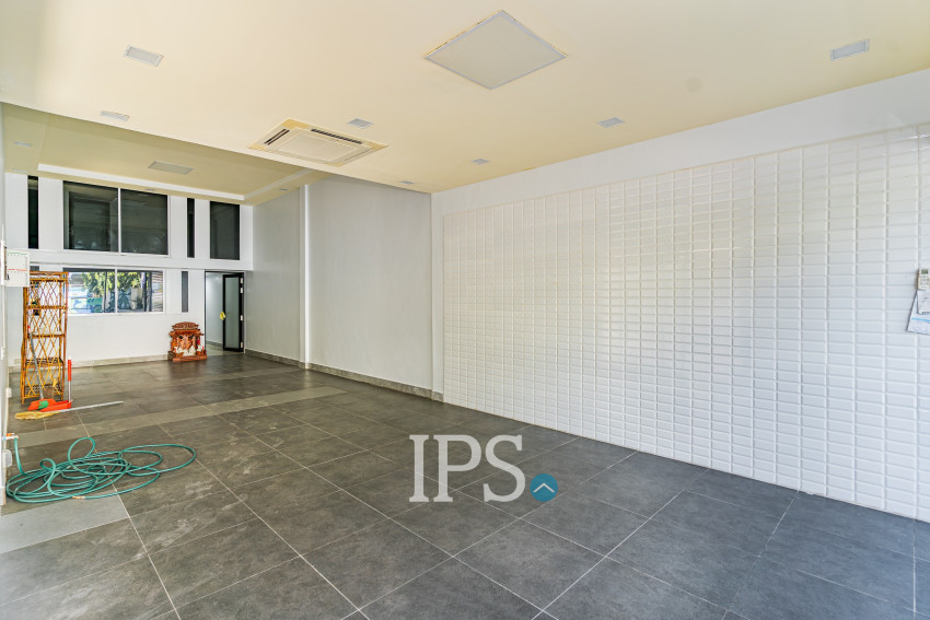 97 Sqm Retail Space For Rent - Chakto Mukh, Phnom Penh