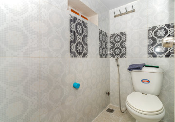 97 Sqm Retail Space For Rent - Chakto Mukh, Phnom Penh thumbnail