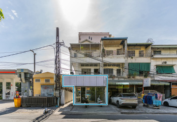 97 Sqm Retail Space For Rent - Chakto Mukh, Phnom Penh thumbnail