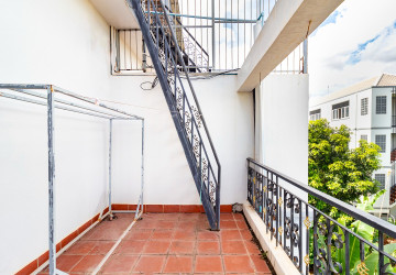 3 Bedroom House  For Rent - Sala Kamreuk, Siem Reap thumbnail