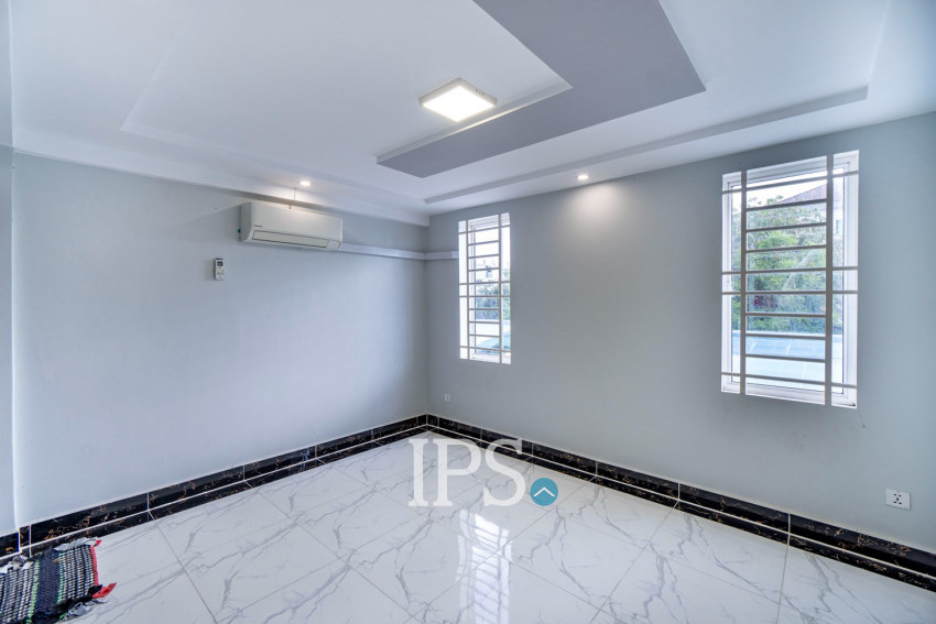 4 Bedroom Flat For Rent - Svay Dangkum, Siem Reap