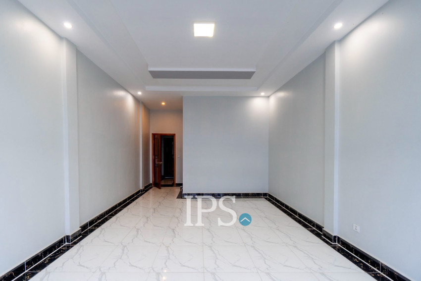 4 Bedroom Flat For Rent - Svay Dangkum, Siem Reap