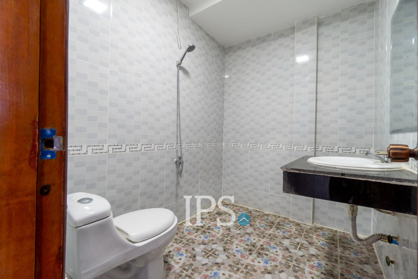 4 Bedroom Flat For Rent - Svay Dangkum, Siem Reap