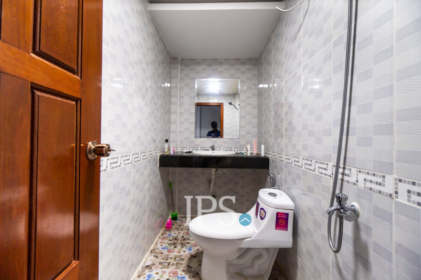 4 Bedroom Flat For Rent - Svay Dangkum, Siem Reap