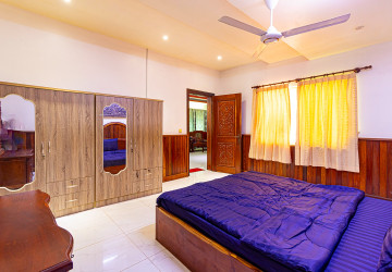 4 Bedroom House For Rent - Svay Dangkum, Siem Reap thumbnail