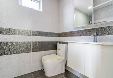 2 Bedroom Condo For Rent- L Residence, BKK3, Phnom Penh thumbnail