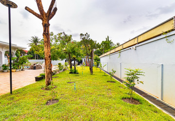 3 Bedroom Villa For Rent - Svay Dangkum, Siem Reap thumbnail