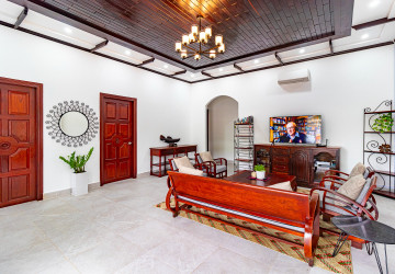 3 Bedroom Villa For Rent - Svay Dangkum, Siem Reap thumbnail
