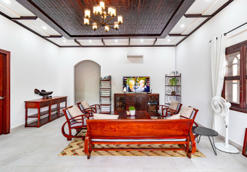 3 Bedroom Villa For Rent - Svay Dangkum, Siem Reap thumbnail