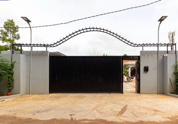 3 Bedroom Villa For Rent - Svay Dangkum, Siem Reap thumbnail