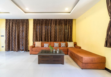 4 Bedroom House For Rent - Sala Kamreuk, Siem Reap thumbnail