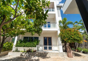 4 Bedroom House For Rent - Sala Kamreuk, Siem Reap thumbnail