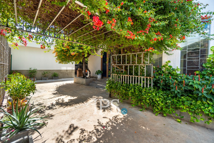 4 Bedroom House For Rent - Sala Kamreuk, Siem Reap