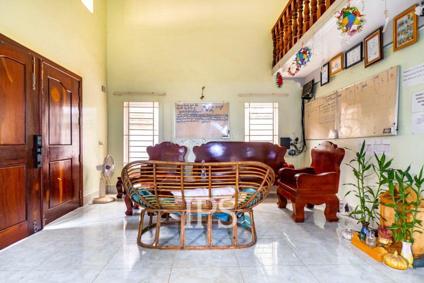 11 Bedroom Guesthouse For Rent - Svay Dangkum, Siem Reap