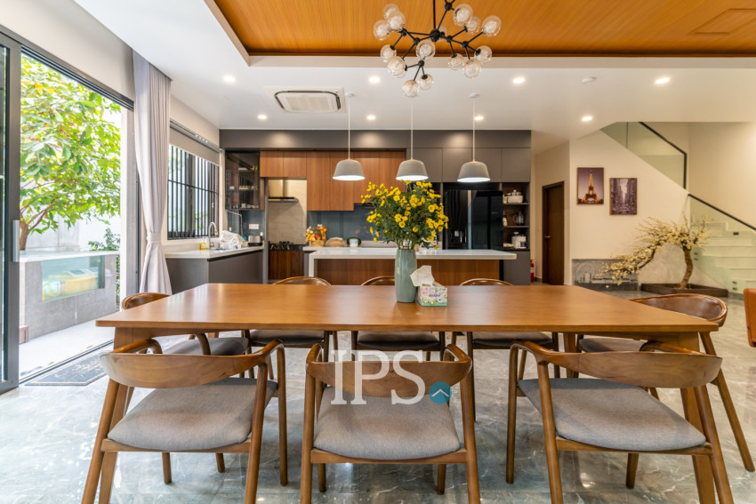 7 Bedroom Villa For Rent - Boeung Kak 2, Phnom Penh