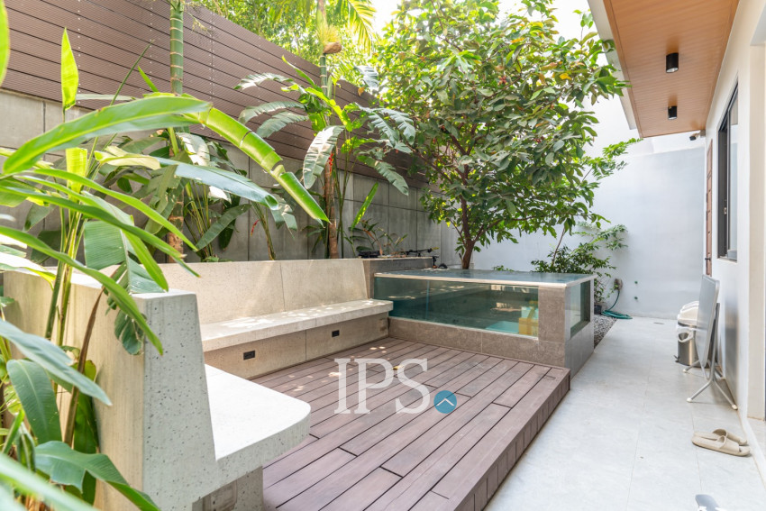 7 Bedroom Villa For Rent - Boeung Kak 2, Phnom Penh