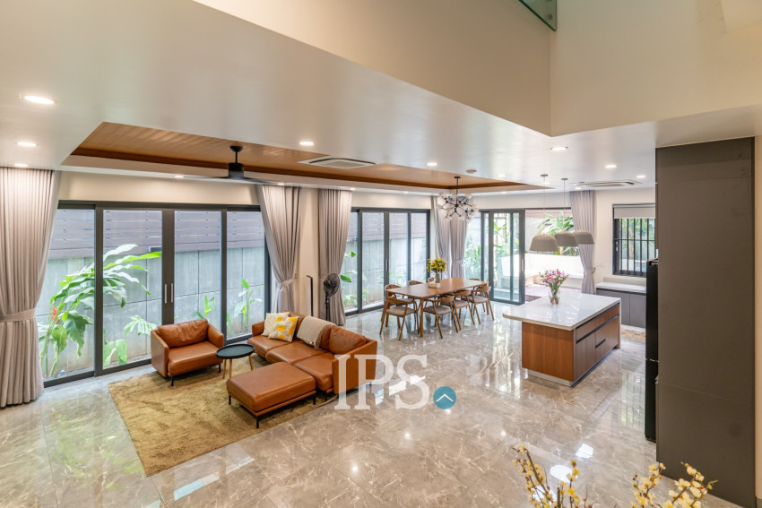 7 Bedroom Villa For Rent - Boeung Kak 2, Phnom Penh