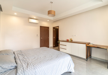 7 Bedroom Villa For Rent - Boeung Kak 2, Phnom Penh thumbnail